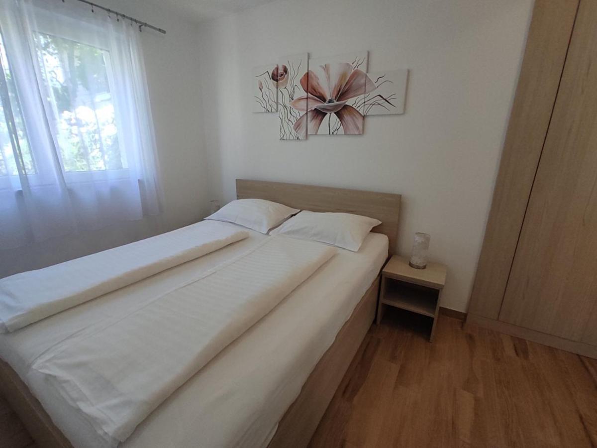 Iris Apartment Mlini Eksteriør billede