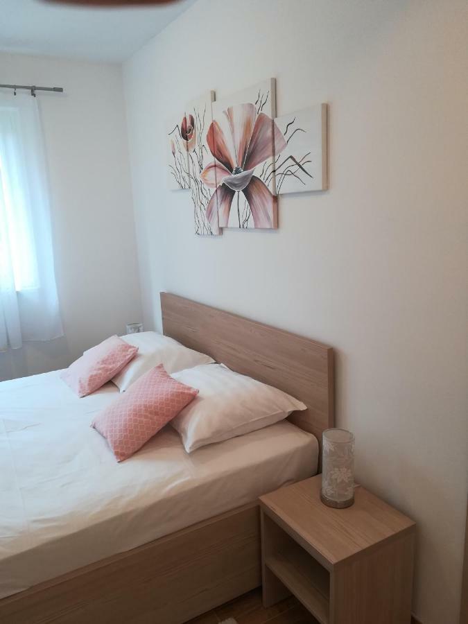 Iris Apartment Mlini Eksteriør billede