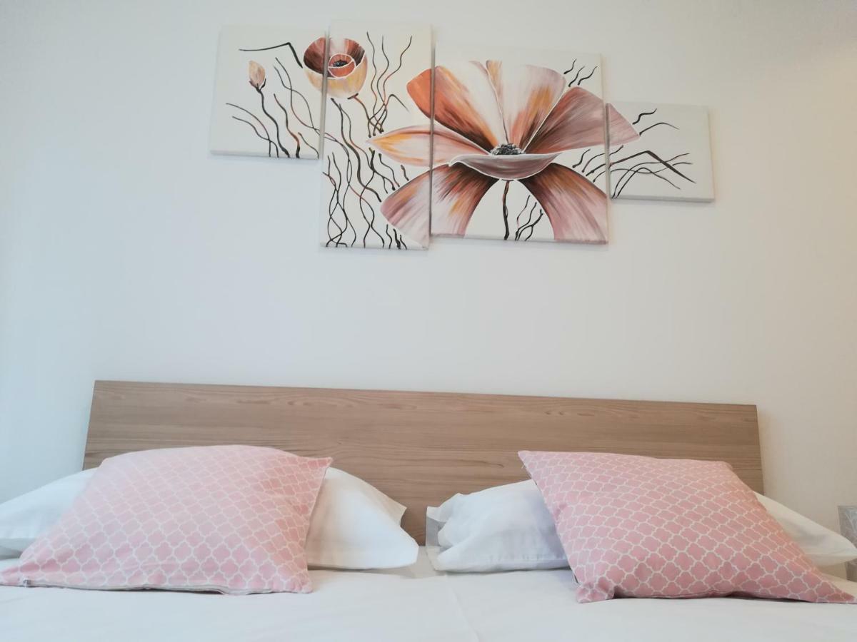 Iris Apartment Mlini Eksteriør billede